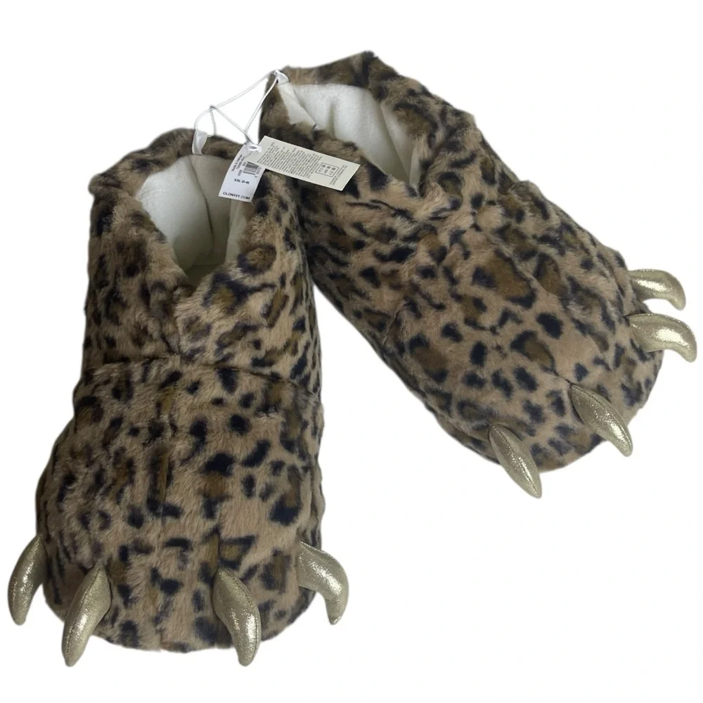 NWT Old Navy Kids Plush Slippers XXL Youth 5-6 Critter Leopard Monster Claw Feet